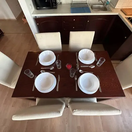 2 Bedroom Mountain View Apartament Bansko